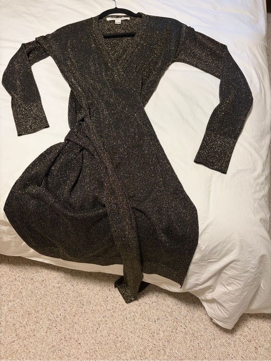 Diane Von Furstenberg Dresses & Skirts - Diane Von Furstenberg Black Dress with Gold Lurex